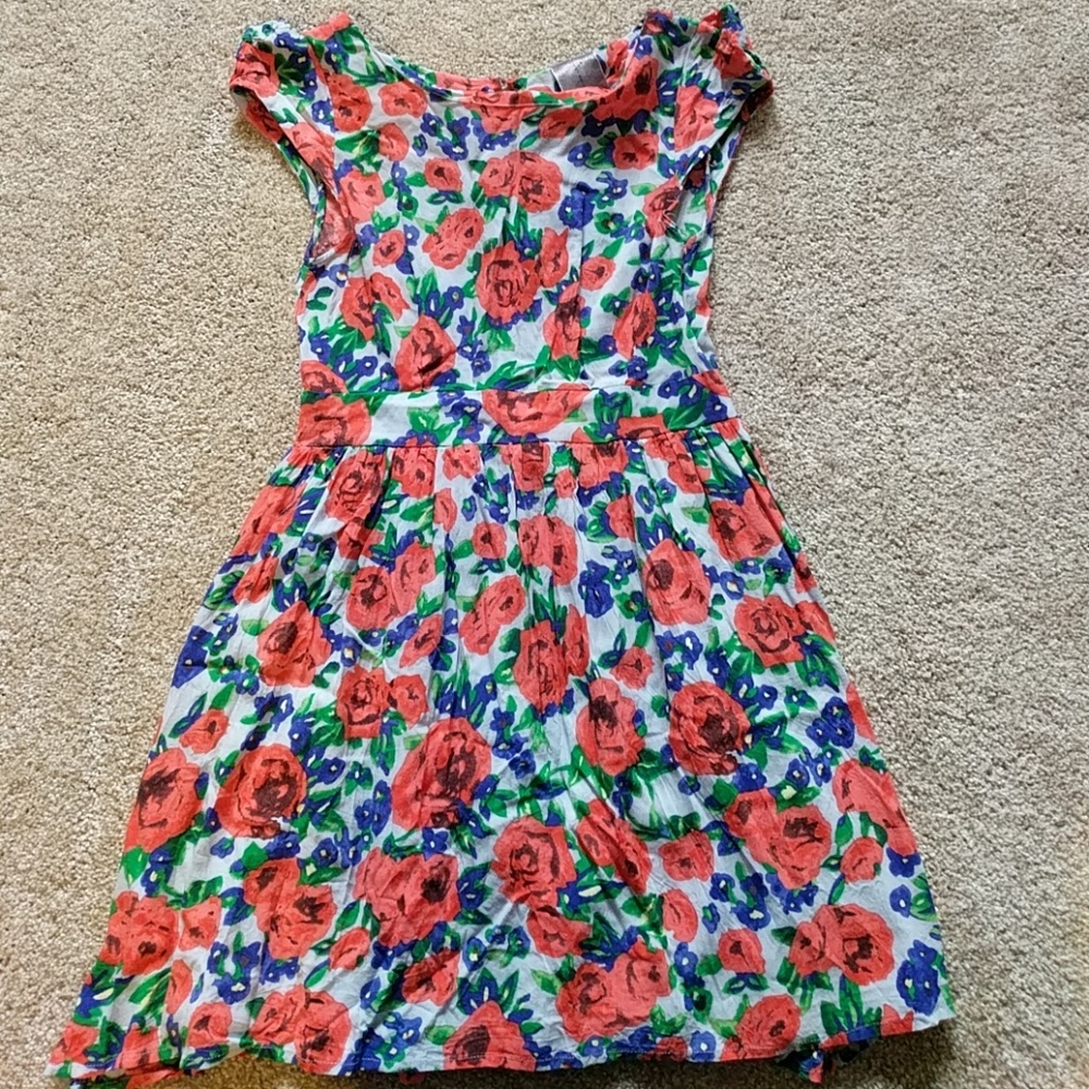 Lovely cap sleeve floral mini dress